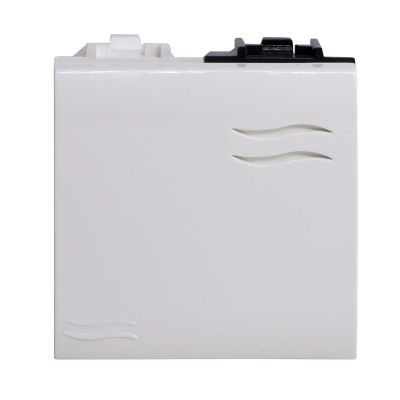 Выключатель DKC Brava, 1, без подсветки, 250 В, 46,4х44 мм (ВхШ), цвет: белый (DKC.76002B)