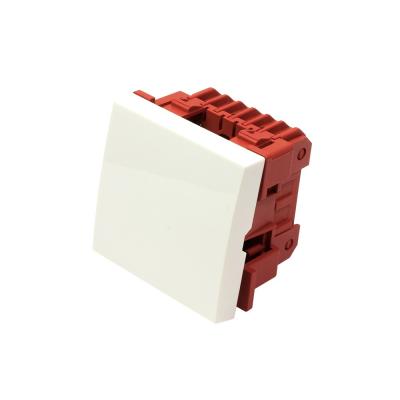 Выключатель Lanmaster, одноклавишный, без подсветки, 16А, внутренняя, 45х45 мм (ВхШ), цвет: белый (LAN-EC45x45-S11-WH)