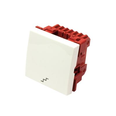 Выключатель Lanmaster, одноклавишный, без подсветки, 16А, внутренняя, 45х45 мм (ВхШ), цвет: белый (LAN-EC45x45-S1S-WH)