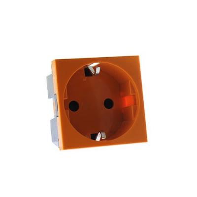Розетка электрическая Legrand Mosaic, 2к+З, 16А, 45x45, шторки защитные, цвет: оранжевый, антибатериальное покрытие