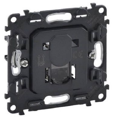 Розетка информационная Legrand 753046