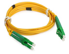 Комм. шнур оптический Cabeus Tight Buffer, Duplex LC/LC (APC), OS2 9/125, LSZH, 2м, Ø 3мм, зелёный хвостовик, цвет: жёлтый