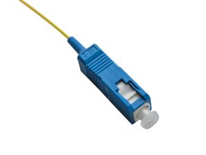 (Архив)Пигтейл BNH, SC/UPC (SM), OS2 9/125, Tight Buffer, PVC, 1м, синий хвостовик, цвет: жёлтый