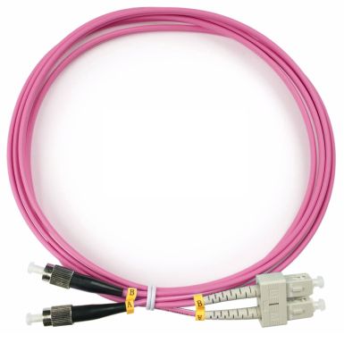 Коммутационный шнур оптический Cabeus FOP-50-OM4-SC-FC-2m