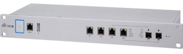 Маршрутизатор Ubiquiti, портов: 4, LAN: 2, WAN: 2, 44х164х484 мм (ВхШхГ), цвет: металл, потребляемая мощность: 40 Вт, RJ45 1шт, USG-PRO-4