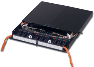 Комм. панель ВО Siemon FCP3, 1HU, портов: 36 SC-ST выдвижная, прямая, орг-йзер: предустановлен, цвет: чёрный
