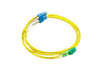(Архив)Комм. шнур оптический Nexans LANmark-OF Slimflex, Duplex LC/SC (APC/UPC), , LSZH, 2м, Ø 2мм, синий/зеленый хвостовик, цвет: жёлтый