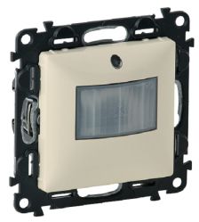 Датчик движения Legrand Valena Life, 71х71 мм (ВхШ), цвет: белый, без нейтрали, (752170)