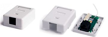 (Архив)Розетка компьютерная Hyperline, 1x RJ45, кат. 5е, неэкр., внешняя, 65х25 мм (ВхШ), цвет: белый, (SB2-1-8P8C-C5e-WH)