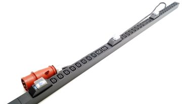 БРП (PDU) Basic Hyperline SHE, IEC 60320 С13 х 24, IEC 60320 С19 х 6, вход IEC 309 16A 3P+N+E, шнур 3 м, 1 555мм, 3ф 16А, автомат, чёрный