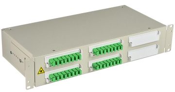 (Архив)Комм. панель ВО Связьстройдеталь ШКОС-Л, 2HU,  SC/APC , невыдвижная, прямая, цвет: светло-серый, 4 кабельных ввода