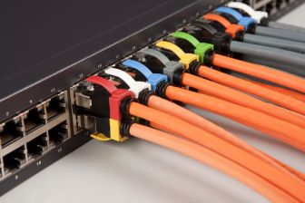 (Архив)Шнур комм. Nexans LANmark-6 10G, кат. 6, экр., RJ45/RJ45, 500 МГц LSZH, 3м, оранжевый