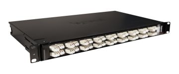 Полка Legrand LCS3, 1HU, портов: 36 LC (Duplex)Multi mode, установлено адаптеров: 36выдвижная, поворотная, цвет: чёрный