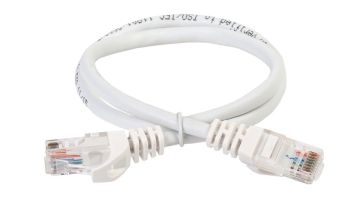 Шнур комм. ITK, кат. 5е, неэкр., U/UTP, RJ45/RJ45, PVC, 1.5м, белый