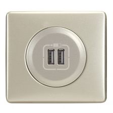 Розетка информационная Legrand Valena, USB, внутренняя, 51х58 мм (ВхШ), цвет: алюминий, экран 6 (770270)