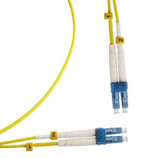 Комм. шнур оптический Cabeus Tight Buffer, Duplex LC/LC, OS2 9/125, LSZH, 3м, Ø 3мм, синий хвостовик, цвет: жёлтый