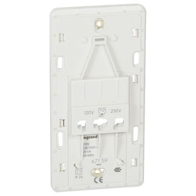 Розетка электрическая Legrand 067159