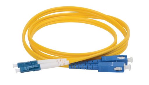 Коммутационный шнур оптический ITK FPC09-LCU-SCU-C2L-7M