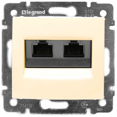 Розетка в сборе Legrand 774131