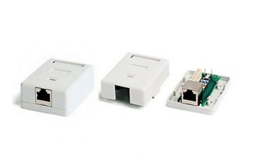(Архив)Розетка компьютерная Hyperline, 1x RJ45, кат. 5е, экр., внешняя, 65х25 мм (ВхШ), цвет: белый, (SB2-1-8P8C-C5e-SH-WH)