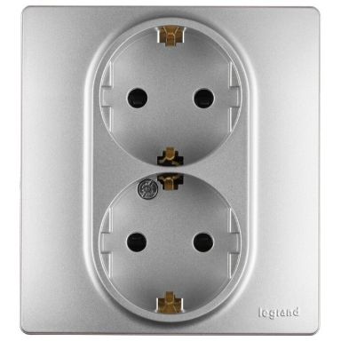 Розетка электрическая Legrand 672433