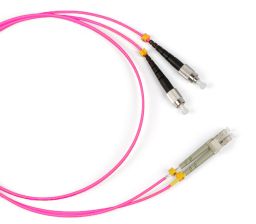 Комм. шнур оптический Hyperline, Duplex LC/FC, OM4 50/125, LSZH, 3м, Ø 2мм, серый хвостовик, цвет: маджента