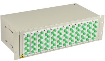 (Архив)Комм. панель ВО Связьстройдеталь ШКОС-Л, 3HU,  FC/D/APC, FC/APC , невыдвижная, прямая, цвет: светло-серый, 6 кабельных вводов