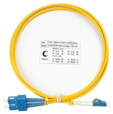 Комм. шнур оптический Cabeus Tight Buffer, Duplex LC/SC, OS2 9/125, LSZH, 1,5м, Ø 3мм, синий хвостовик, цвет: жёлтый