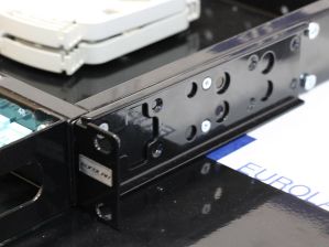 (Архив)Бокс оптический Eurolan, портов: 16, LC (UPC), 32 хОВ, 1U, 44х430х287 мм (ВхШхГ), цвет: чёрный, (47D-02-S2-2L-12-11BL)