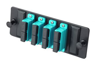 Планка Eurolan Q-SLOT, OM3 50/125, 4 х SC, Duplex, предустановлено 4, цвет адаптеров: бирюзовый, монтажные шнуры, КДЗС, цвет: чёрный