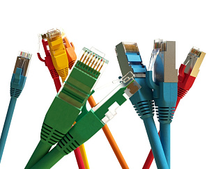 Шнур коммутационный Hyperline PC-LPM-STP-RJ45-RJ45-C6-3M-LSZH-RD