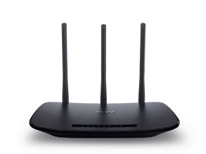 Маршрутизатор TP-Link, портов: 5, LAN: 4, WAN: 1, скорость мб/с: 450, антенн: 3, 28х140х200 мм (ВхШхГ), цвет: чёрный, TL-WR940N 450M