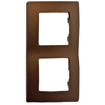 Рамка Legrand Etika, 2 поста, 86х157х10 мм (ВхШхГ), плоская, универсальный, цвет: какао (LEG.672572)